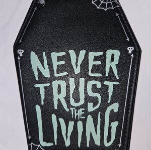 Spooky Black and Green (Beetlejuice) Coffin Shaped Card Wallet.